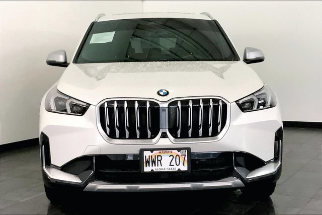 Used 2023 BMW X1 xDrive28i w/ Premium Package AWD/4WD image 3
