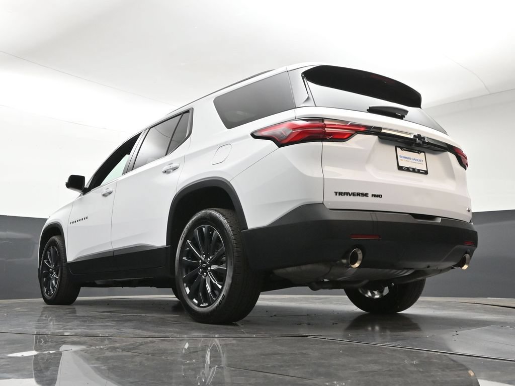 Certified 2023 Chevrolet Traverse RS w/ LPO, Floor Liner Package AWD/4WD image 26