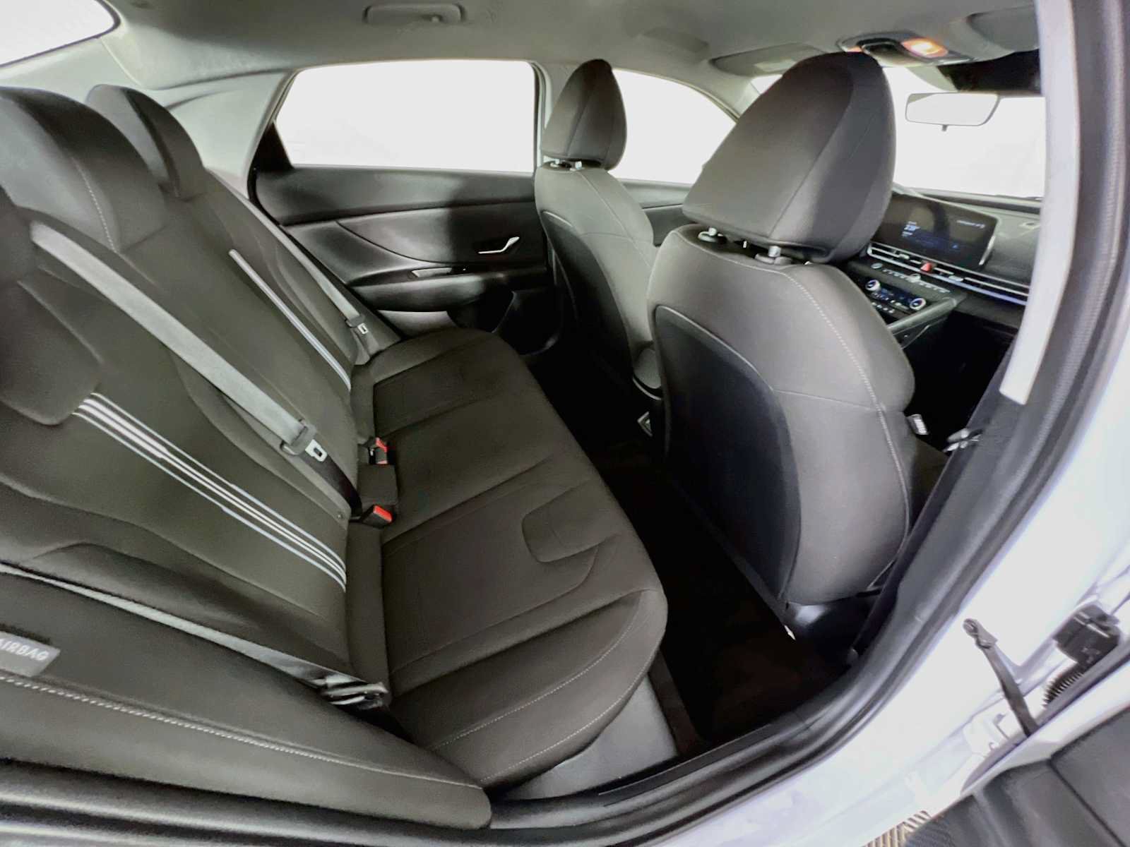 Certified 2024 Hyundai Elantra SEL FWD image 26