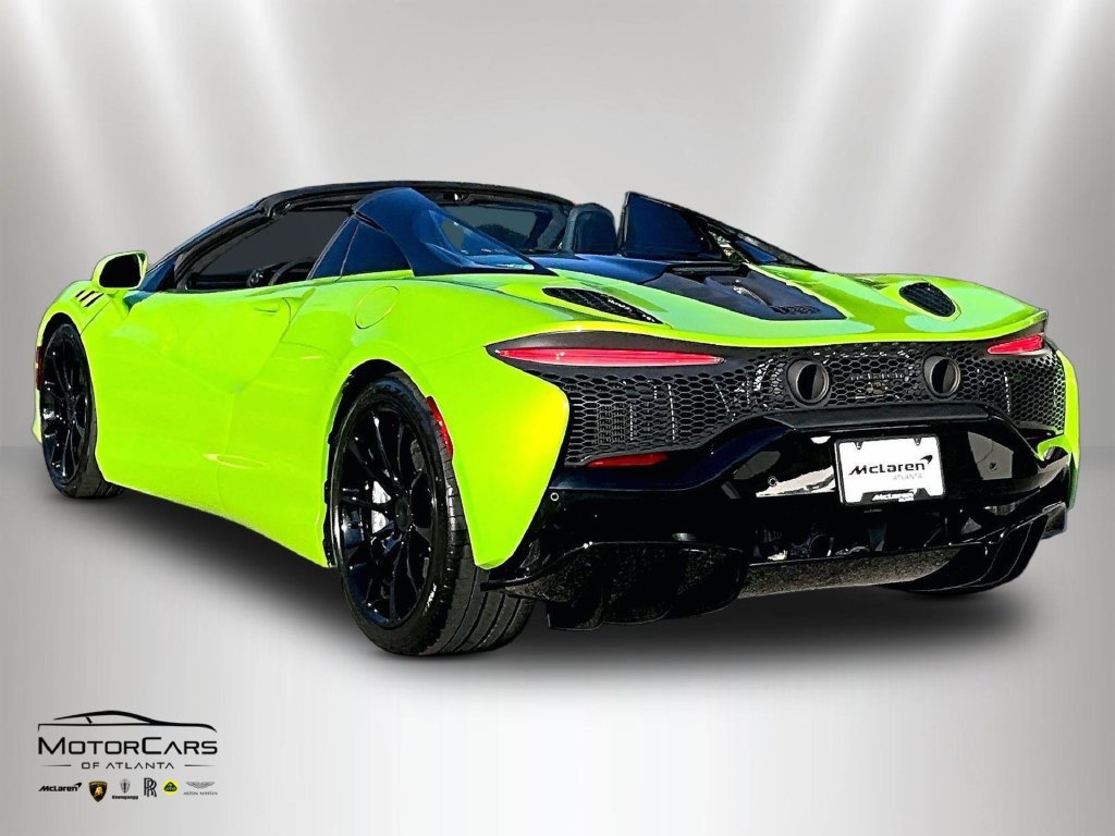 New 2027 McLaren Artura Spider RWD image 3