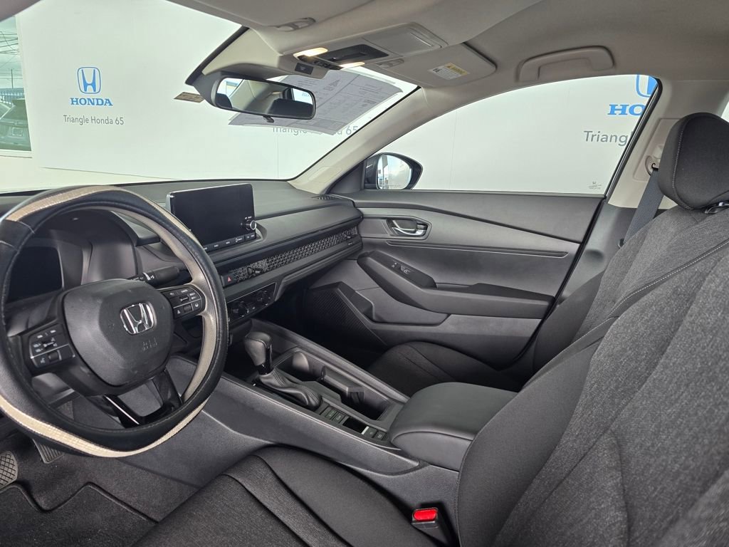 Used 2023 Honda Accord LX image 12
