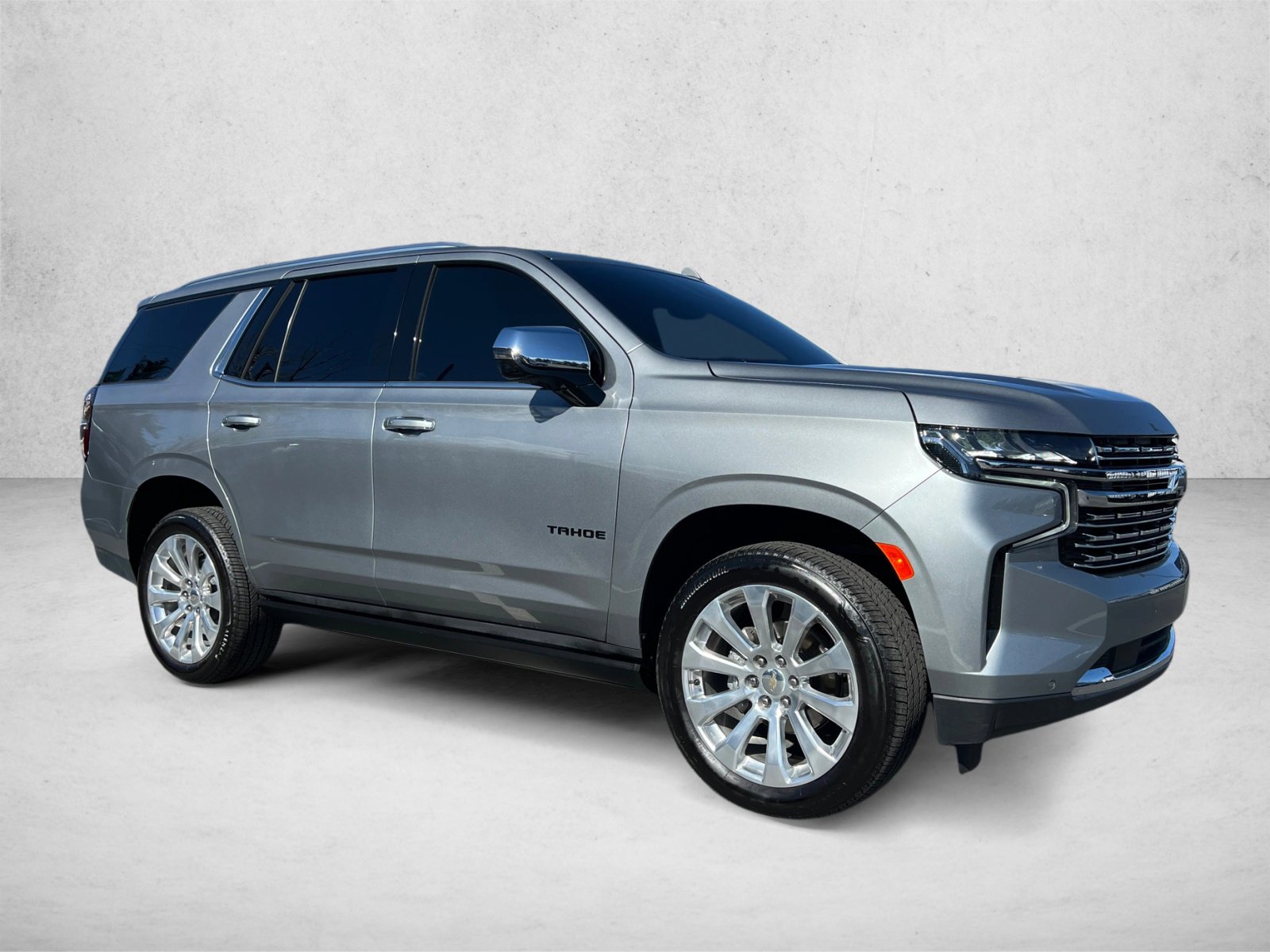 Used 2024 Chevrolet Tahoe Premier AWD/4WD video 3
