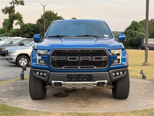 Used 2018 Ford F150 Raptor w/ Equipment Group 802A Luxury AWD/4WD image 2
