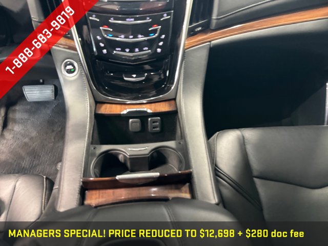 Used 2016 Cadillac Escalade ESV Luxury AWD/4WD image 17