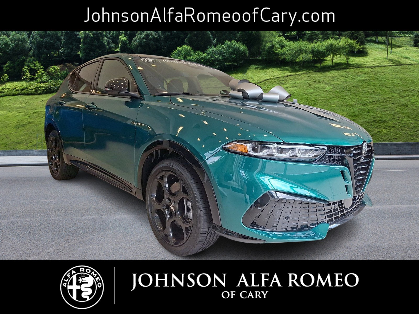 New 2026 Alfa Romeo Tonale w/ Black Premium Package