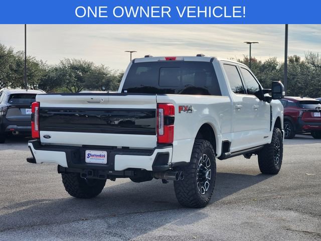 Used 2025 Ford F250 Platinum w/ FX4 Off-Road Package image 3