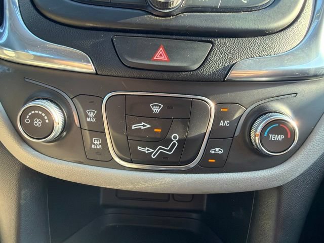 Used 2020 Chevrolet Equinox LS FWD image 29