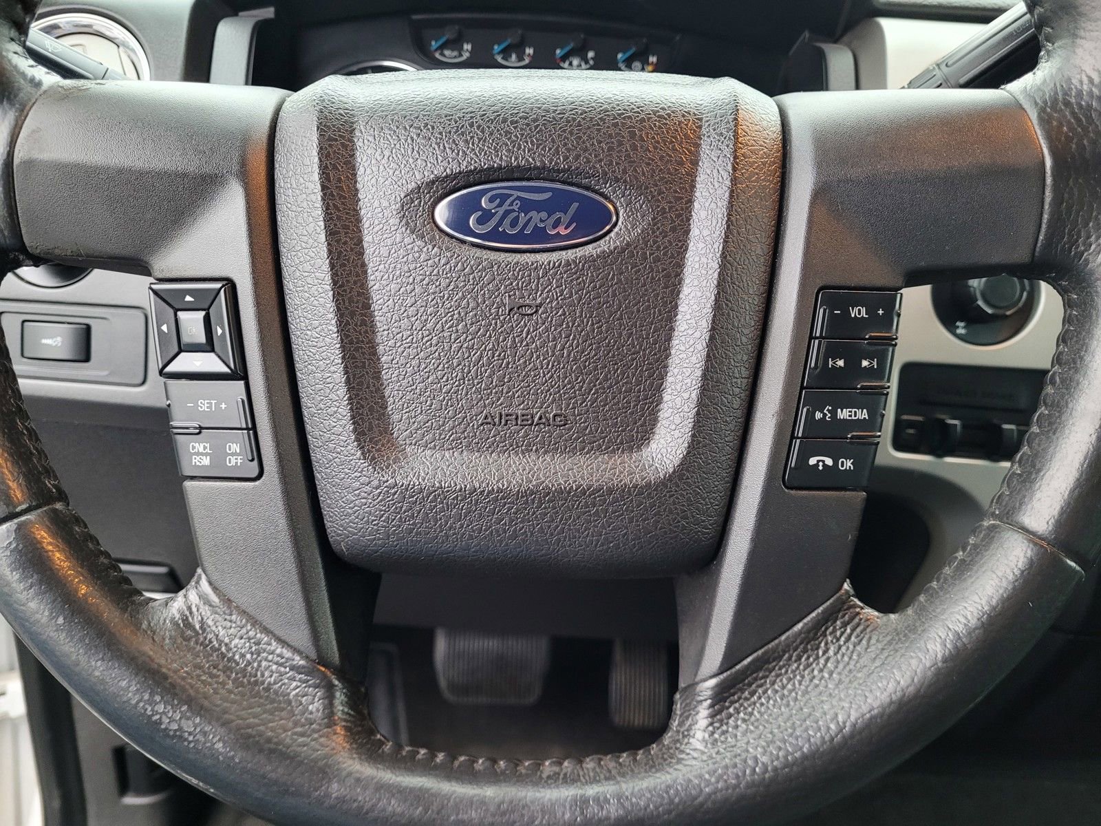 Used 2013 Ford F150 XLT w/ Luxury Equipment Group image 18