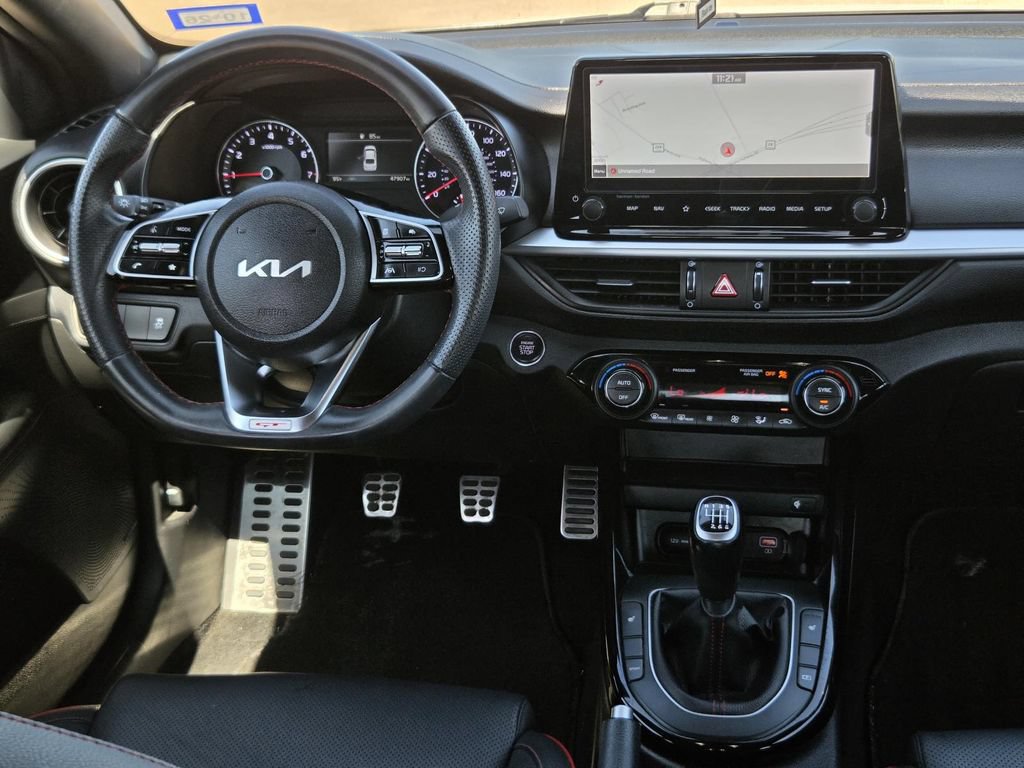 Used 2022 Kia Forte GT FWD image 13