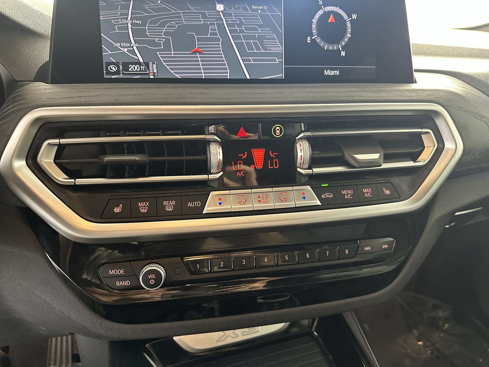 Used 2024 BMW X3 xDrive30i AWD/4WD image 19