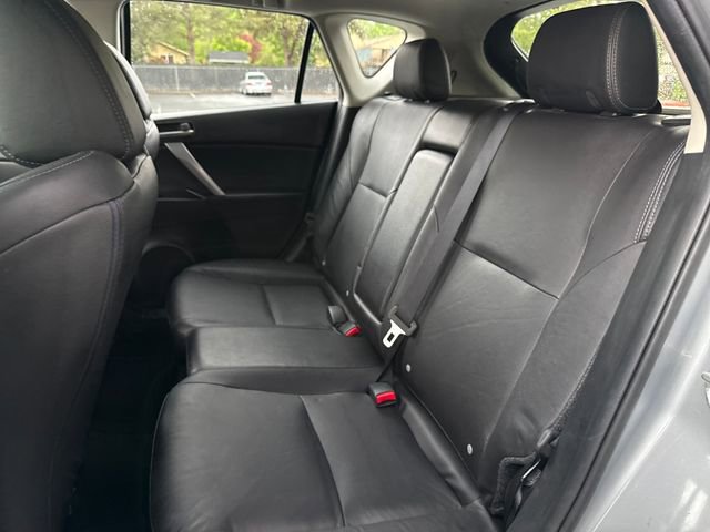 Used 2013 MAZDA MAZDA3 i Grand Touring w/ Tech Pkg FWD image 25