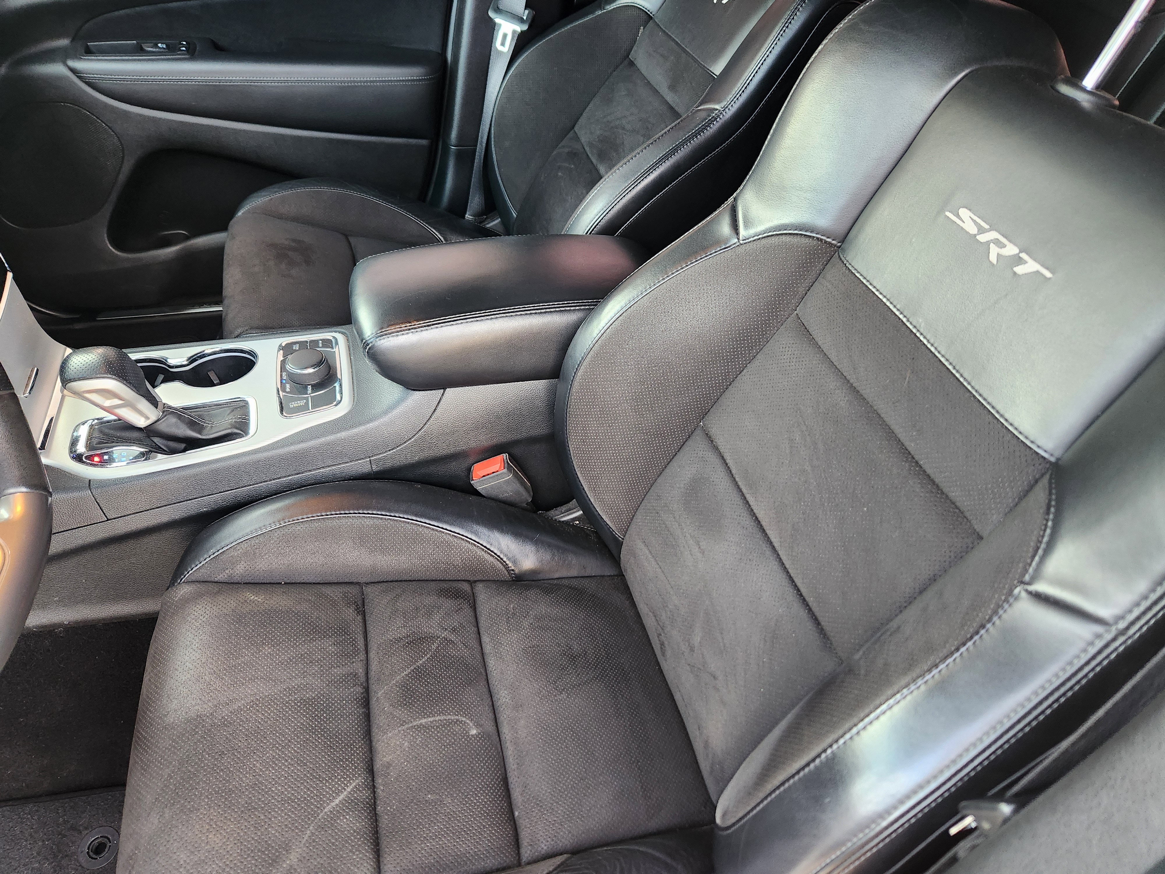 Used 2020 Jeep Grand Cherokee SRT image 10