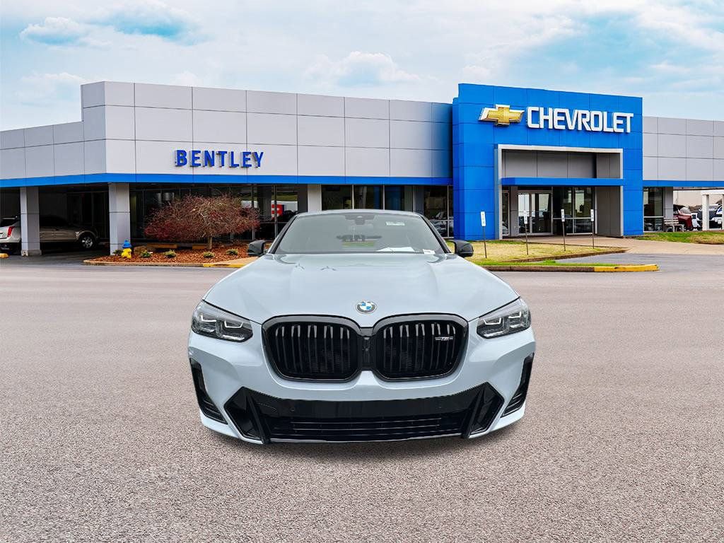 Used 2024 BMW X4 M40i w/ Premium Package image 8
