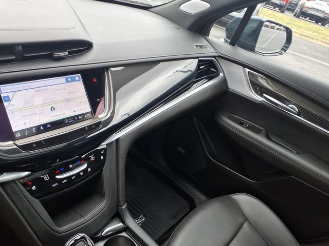 Used 2024 Cadillac XT6 Sport w/ Technology Package AWD/4WD image 23