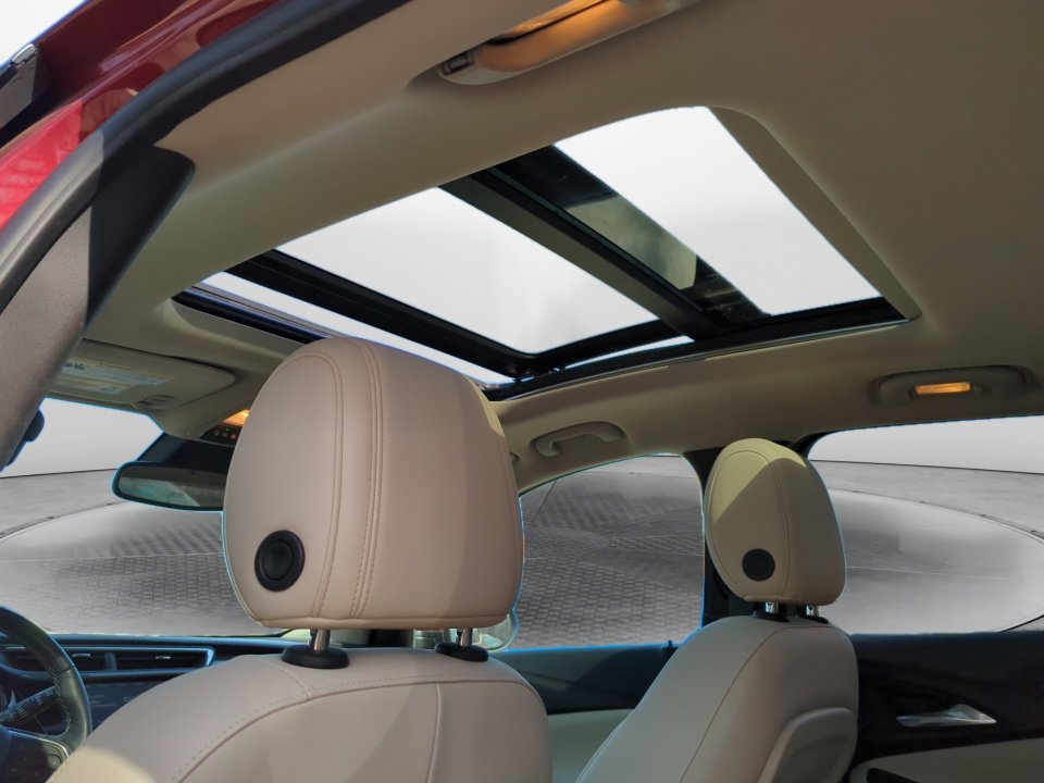 Used 2020 Buick Encore GX Essence w/ Experience Buick Package image 11