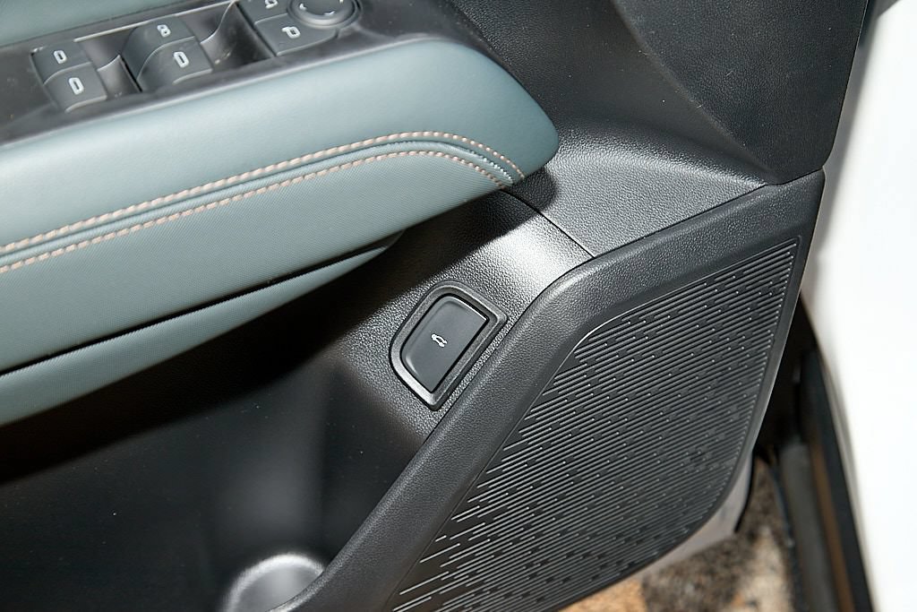 New 2027 GMC Terrain AT4 w/ Technology Package II AWD/4WD image 20