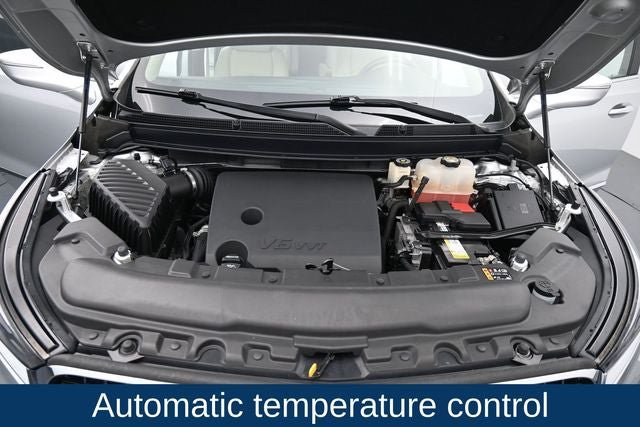 Used 2019 Buick Enclave Essence AWD/4WD image 17