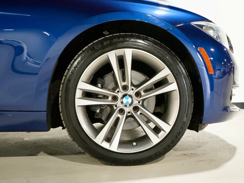 Used 2017 BMW 330i Sedan image 31