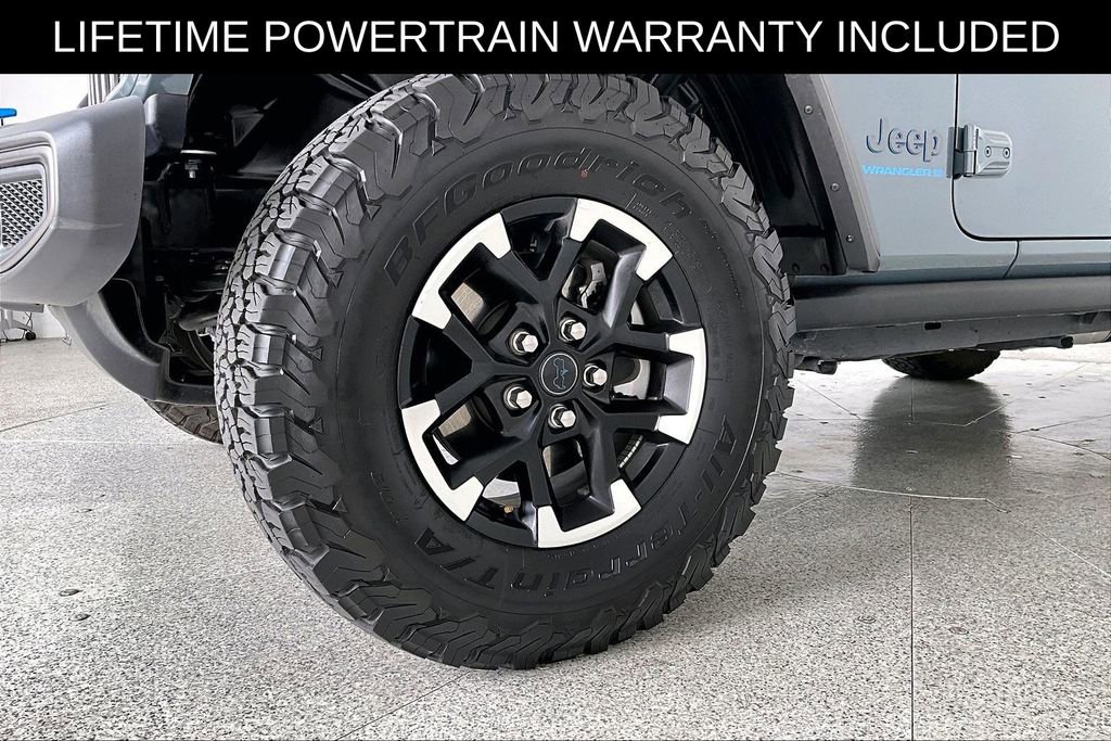 Used 2025 Jeep Wrangler Unlimited Rubicon 4xe image 12