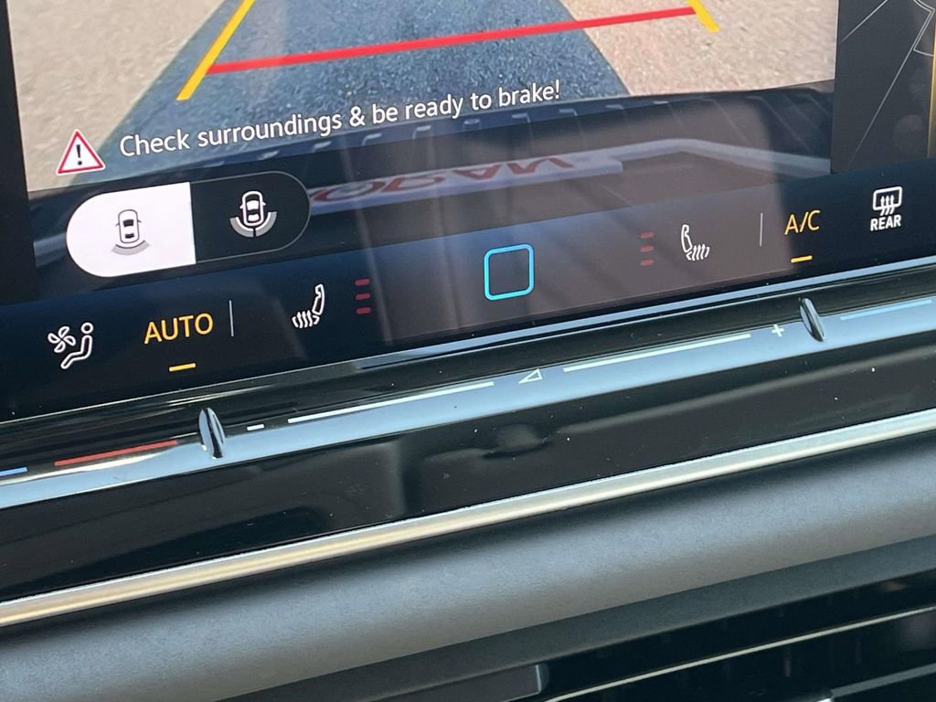 New 2026 Volkswagen Tiguan SE AWD/4WD image 20