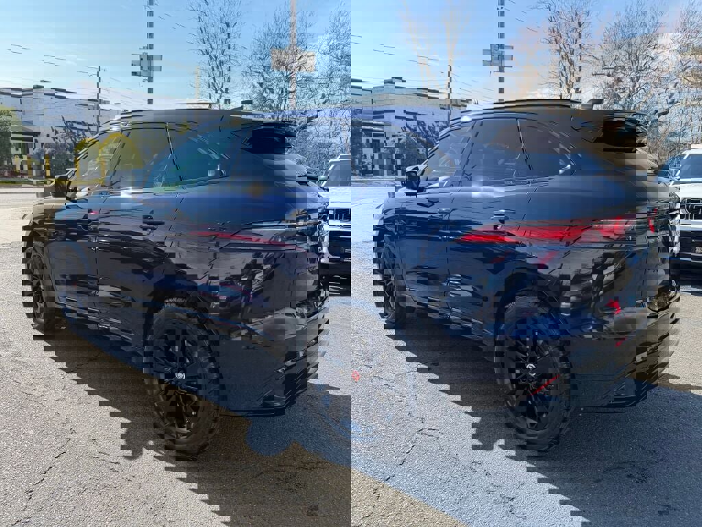 Used 2022 Jaguar F-PACE S image 6