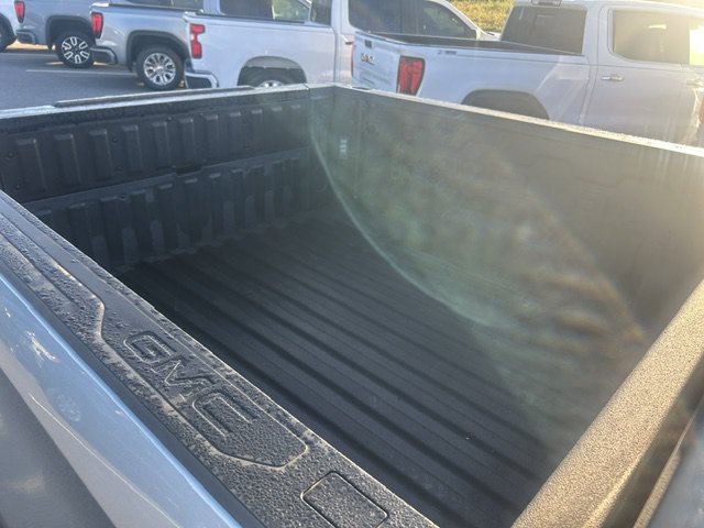 Used 2024 GMC Sierra 1500 Elevation w/ Elevation Premium Package AWD/4WD image 9