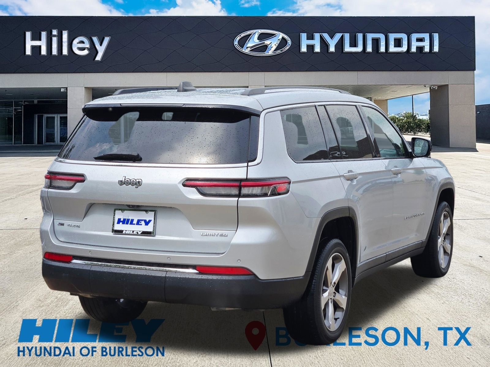 Used 2022 Jeep Grand Cherokee L Limited AWD/4WD image 4