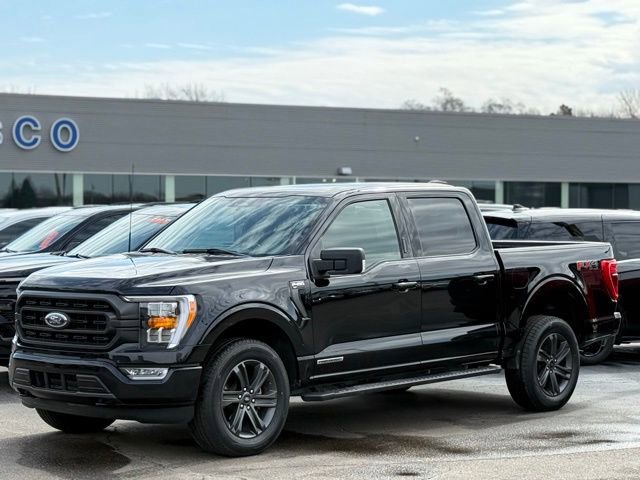 Certified 2023 Ford F150 XLT w/ Equipment Group 302A High image 32