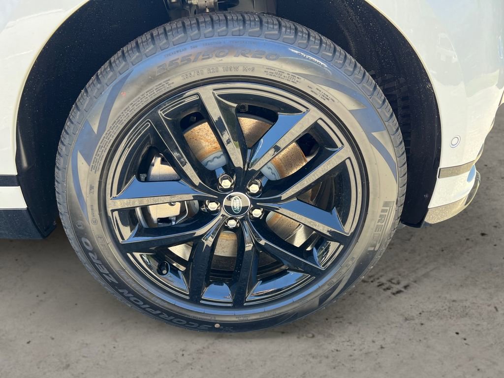 New 2026 Land Rover Range Rover Velar Dynamic SE image 11