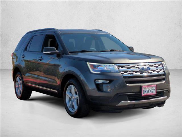 Used 2019 Ford Explorer XLT w/ Equipment Group 202A image 3