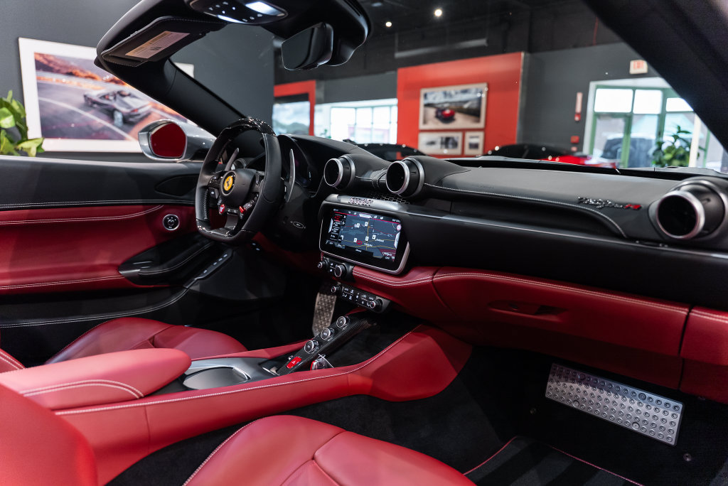 Certified 2022 Ferrari Portofino M RWD image 50