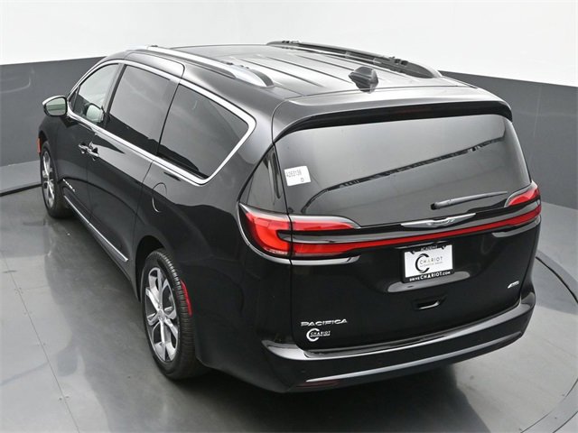 New 2026 Chrysler Pacifica Pinnacle image 41