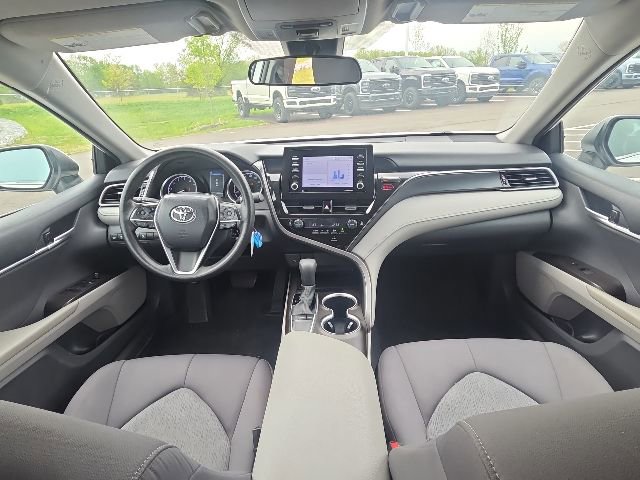 Used 2024 Toyota Camry LE FWD image 17