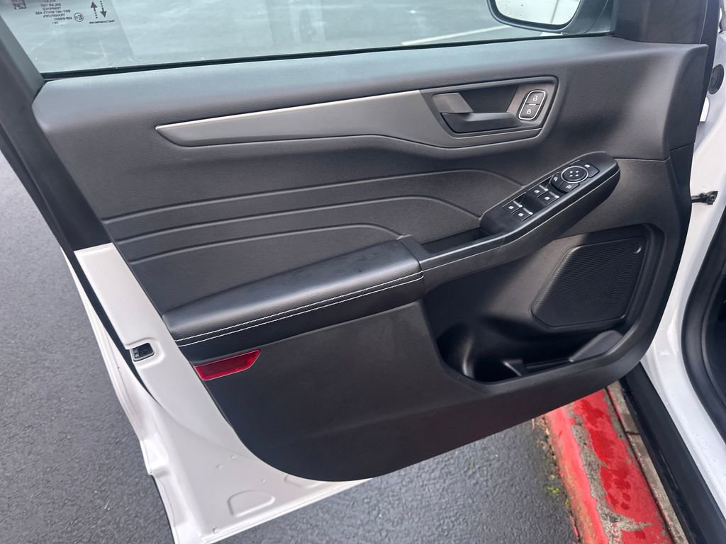 Used 2025 Ford Escape Active w/ Tech Pack #1 image 10