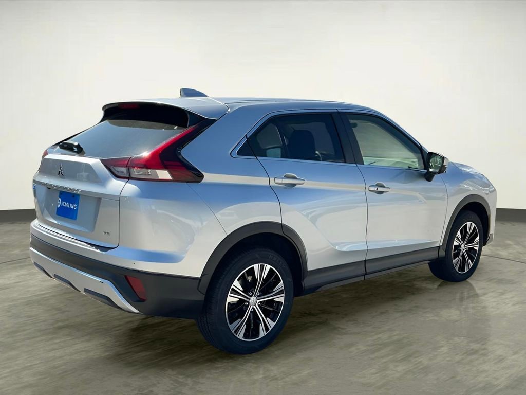 Used 2022 Mitsubishi Eclipse Cross SE image 10