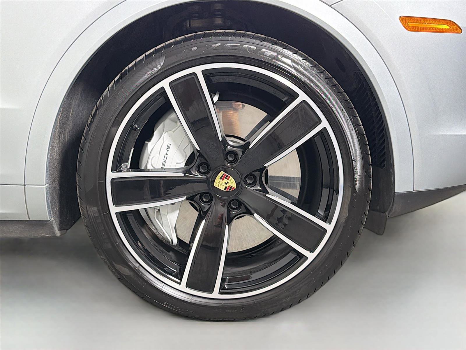 Certified 2021 Porsche Cayenne Turbo AWD/4WD image 14