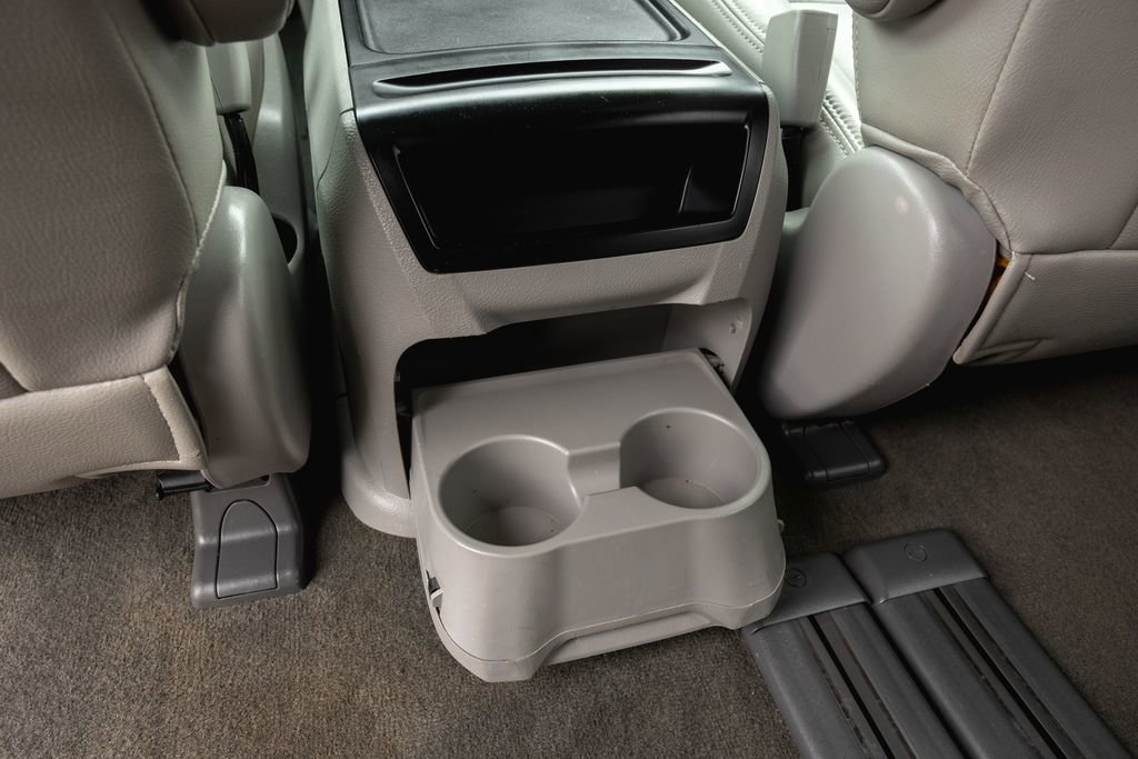 Used 2017 Toyota Sienna LE FWD image 29