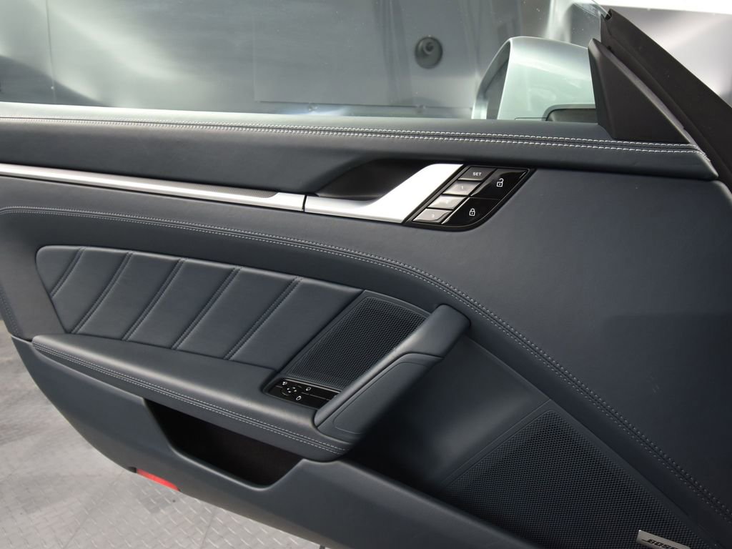 Used 2021 Porsche 911 Turbo S image 30