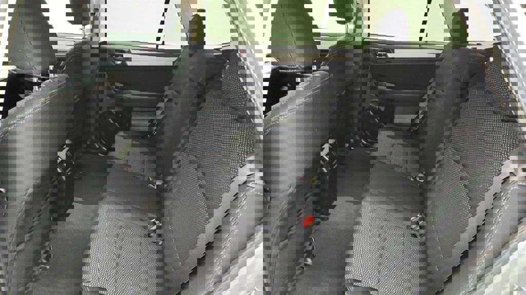 Used 2015 Subaru Outback 2.5i Premium image 25