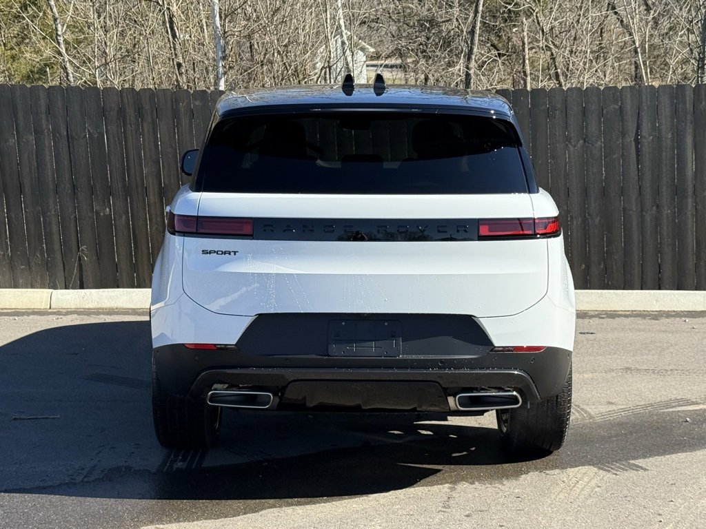 New 2026 Land Rover Range Rover Sport SE image 4