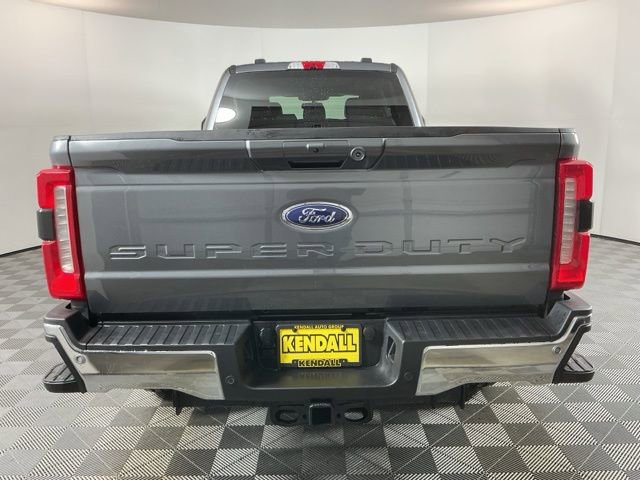 Certified 2025 Ford F350 Lariat w/ FX4 Off-Road Package image 5