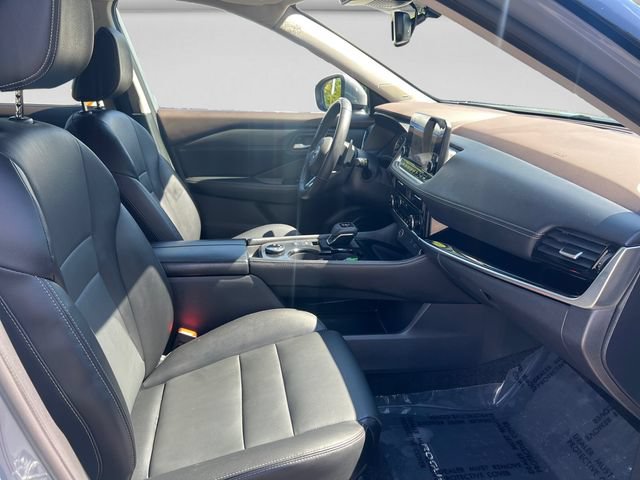 Used 2023 Nissan Rogue SL w/ SL Premium Package AWD/4WD image 16