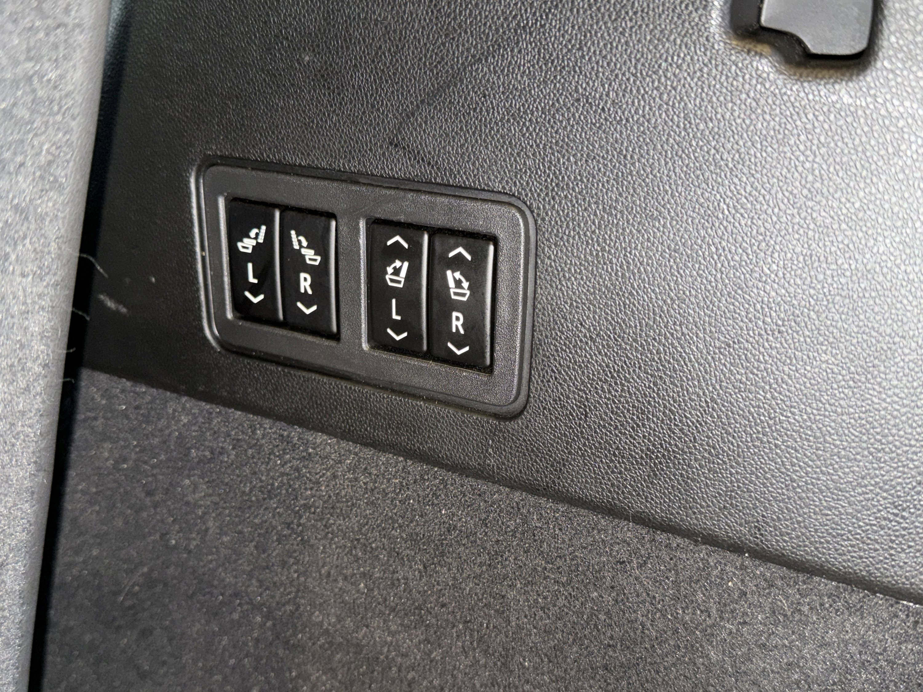 Used 2021 Cadillac XT6 Sport image 31