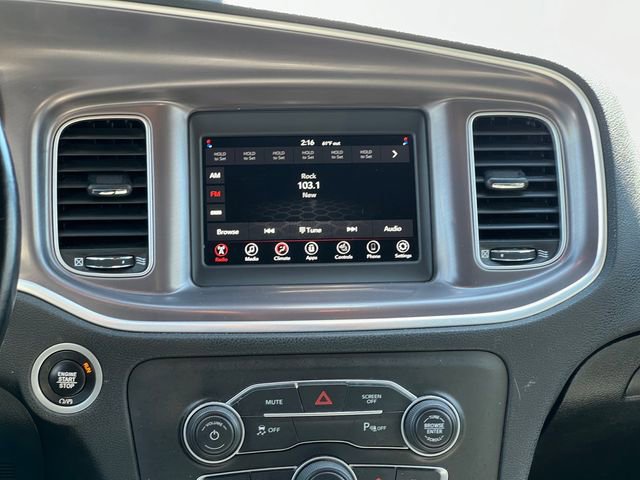 Used 2022 Dodge Charger SXT w/ Leather Interior Group image 18