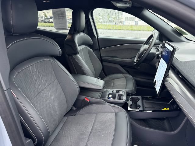 Used 2025 Ford Mustang Mach-E GT AWD/4WD image 14