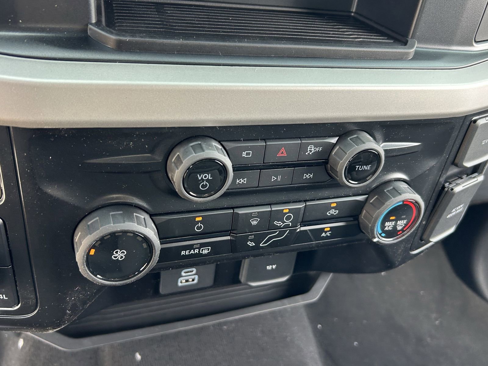 New 2026 Ford F250 XL AWD/4WD image 52