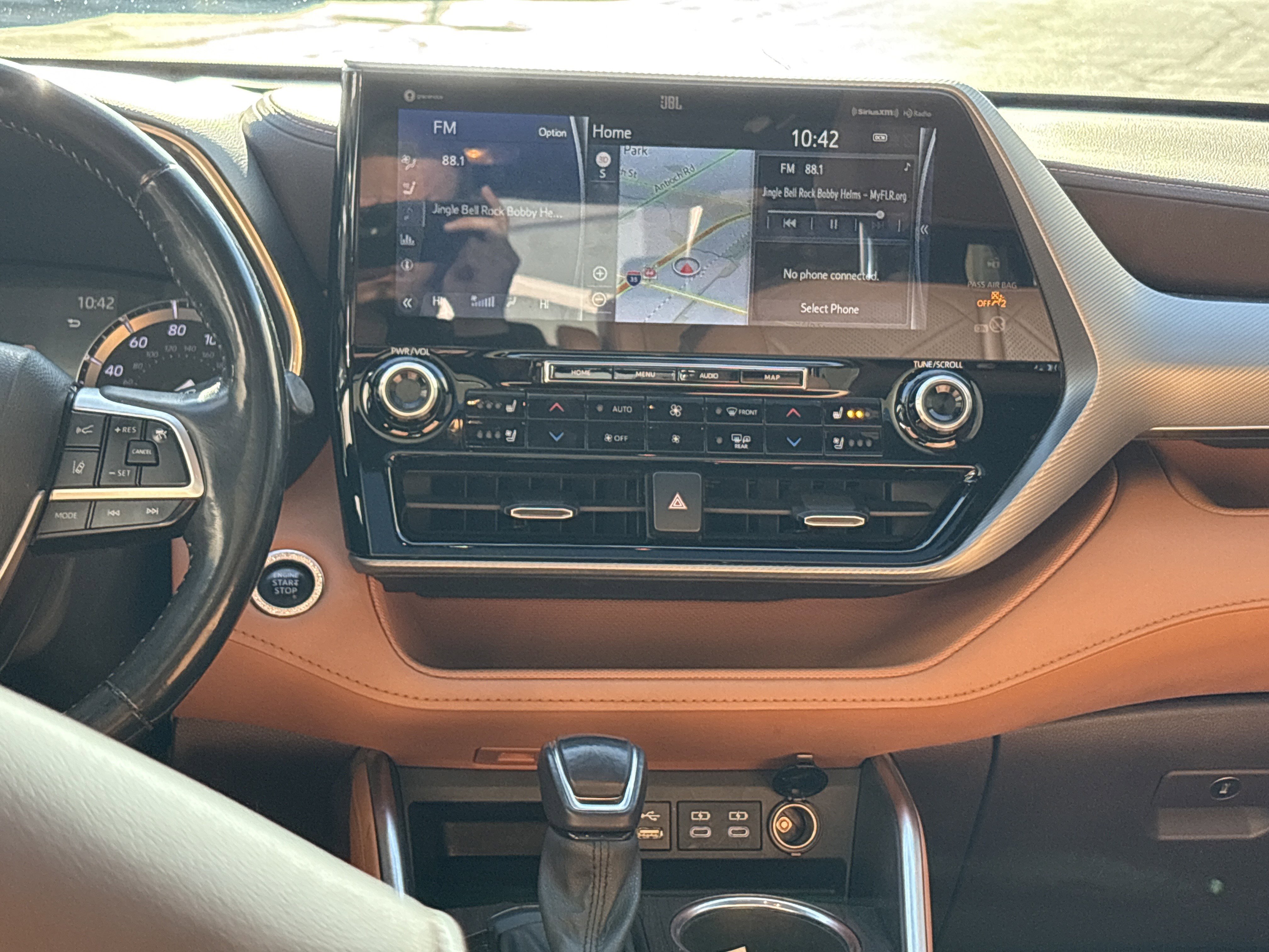 Used 2022 Toyota Highlander Platinum image 29