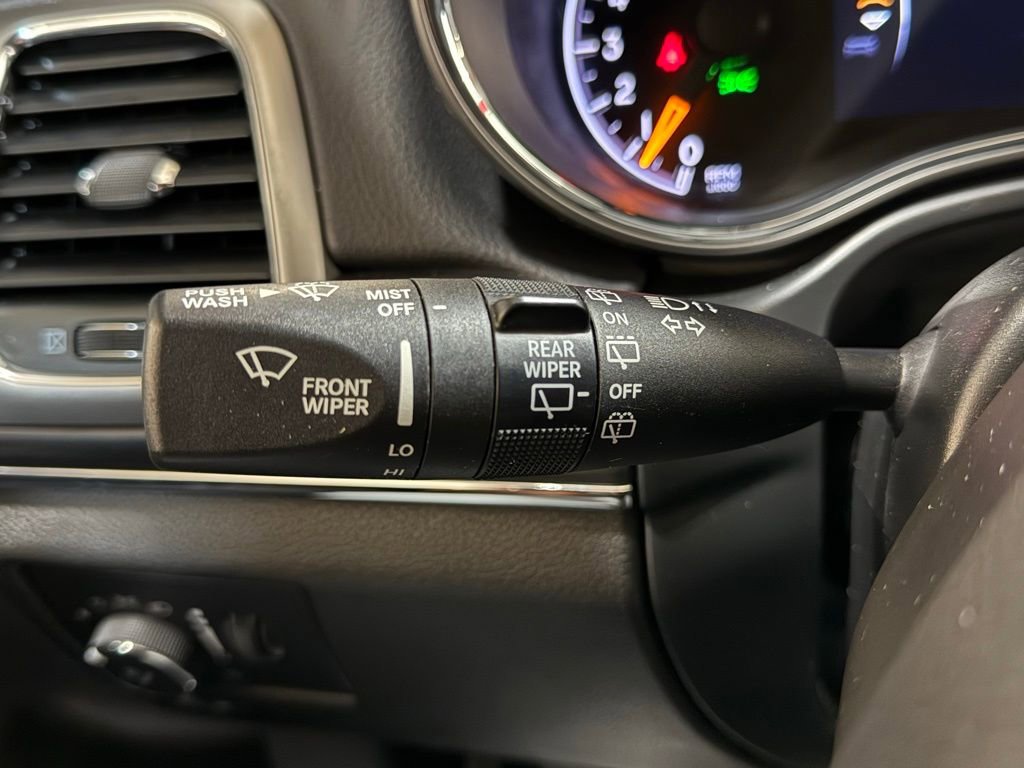 Used 2021 Jeep Grand Cherokee Limited AWD/4WD image 20