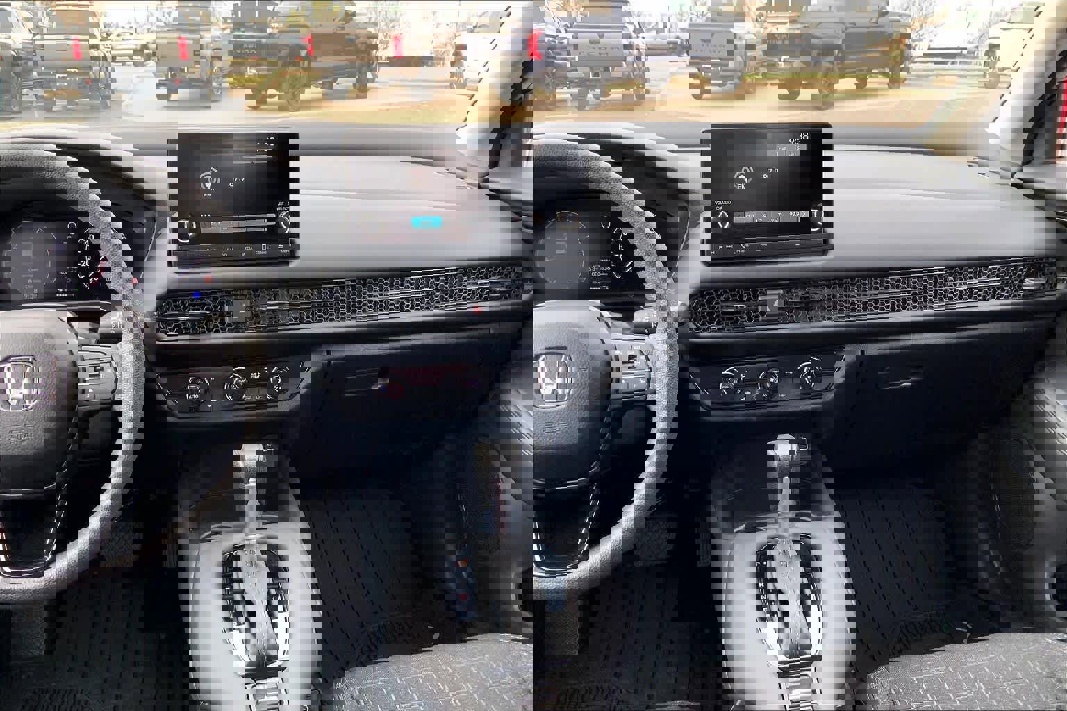 Used 2025 Honda HR-V LX image 7