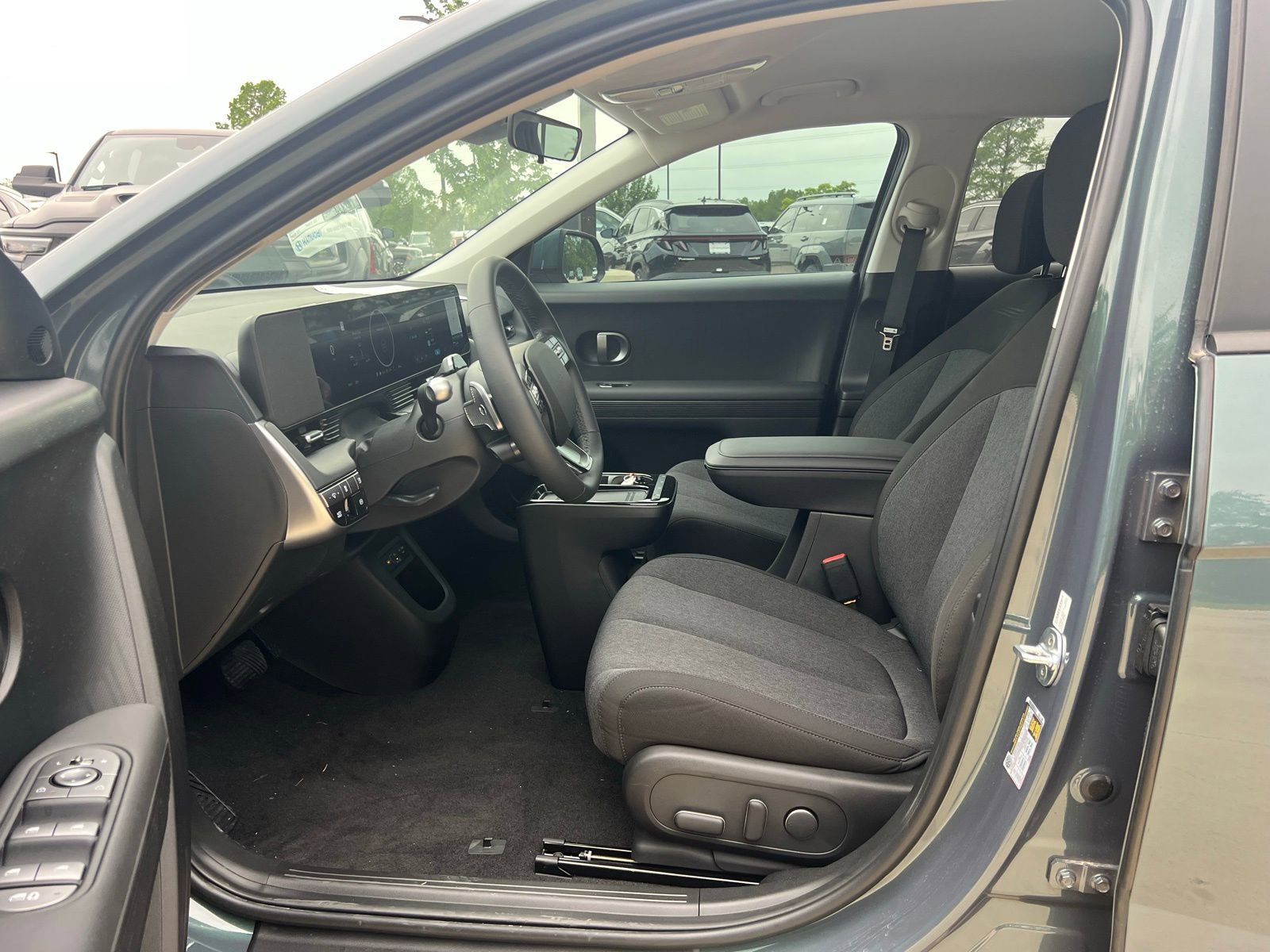 Used 2026 Hyundai Ioniq 5 SE RWD image 21